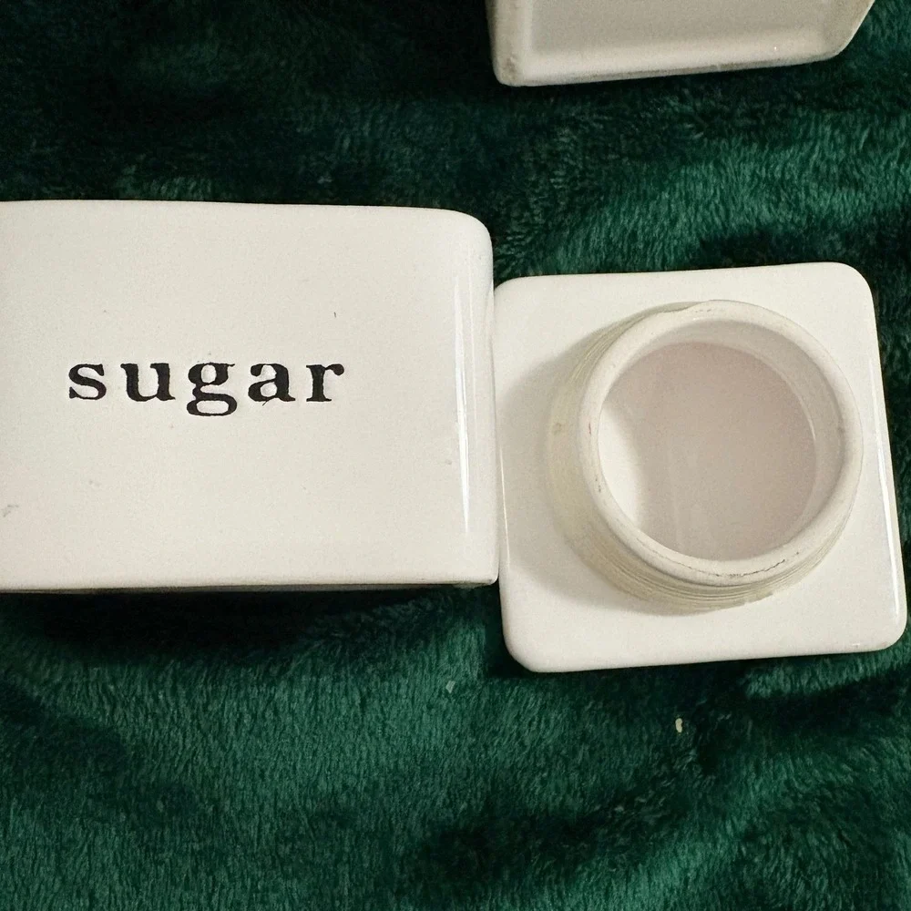 Luxehabitat Ceramic Cream and Sugar Set White Milk Carton Farmhouse Style
